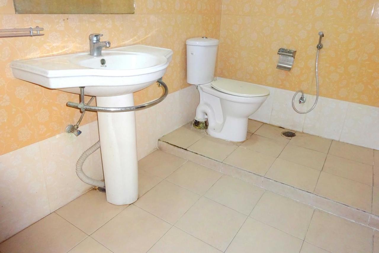 Hotel Utsav Nāthdwāra Buitenkant foto