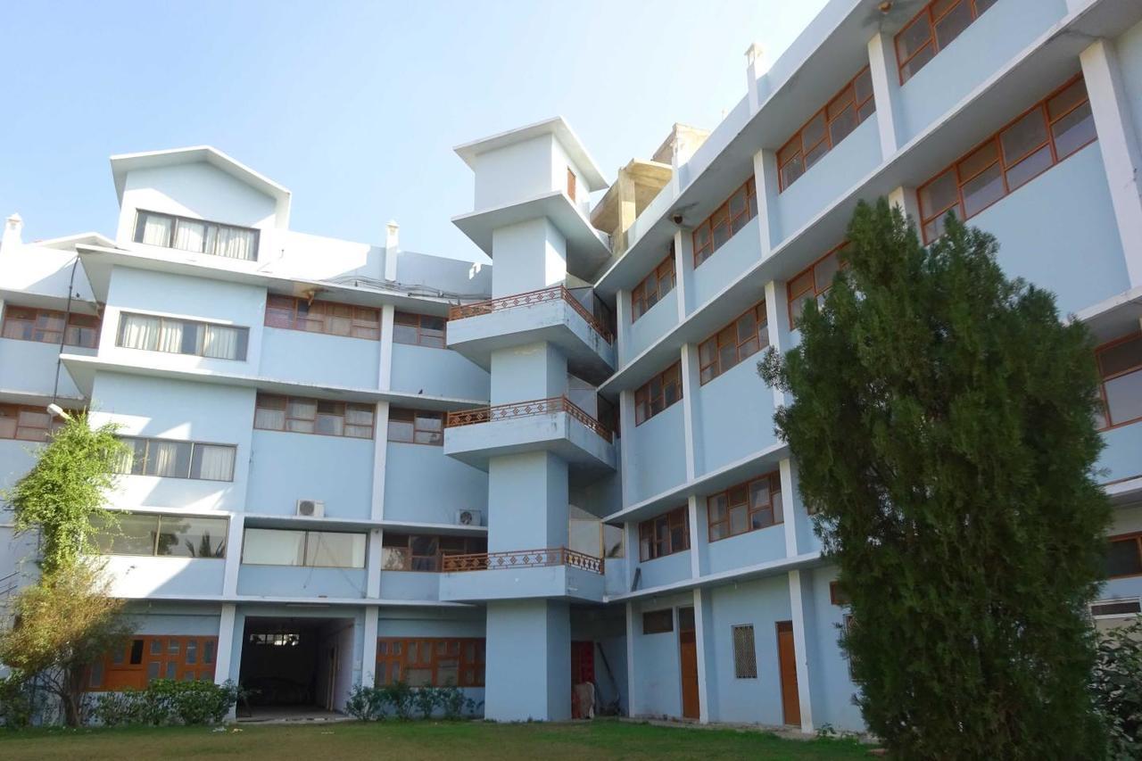 Hotel Utsav Nāthdwāra Buitenkant foto