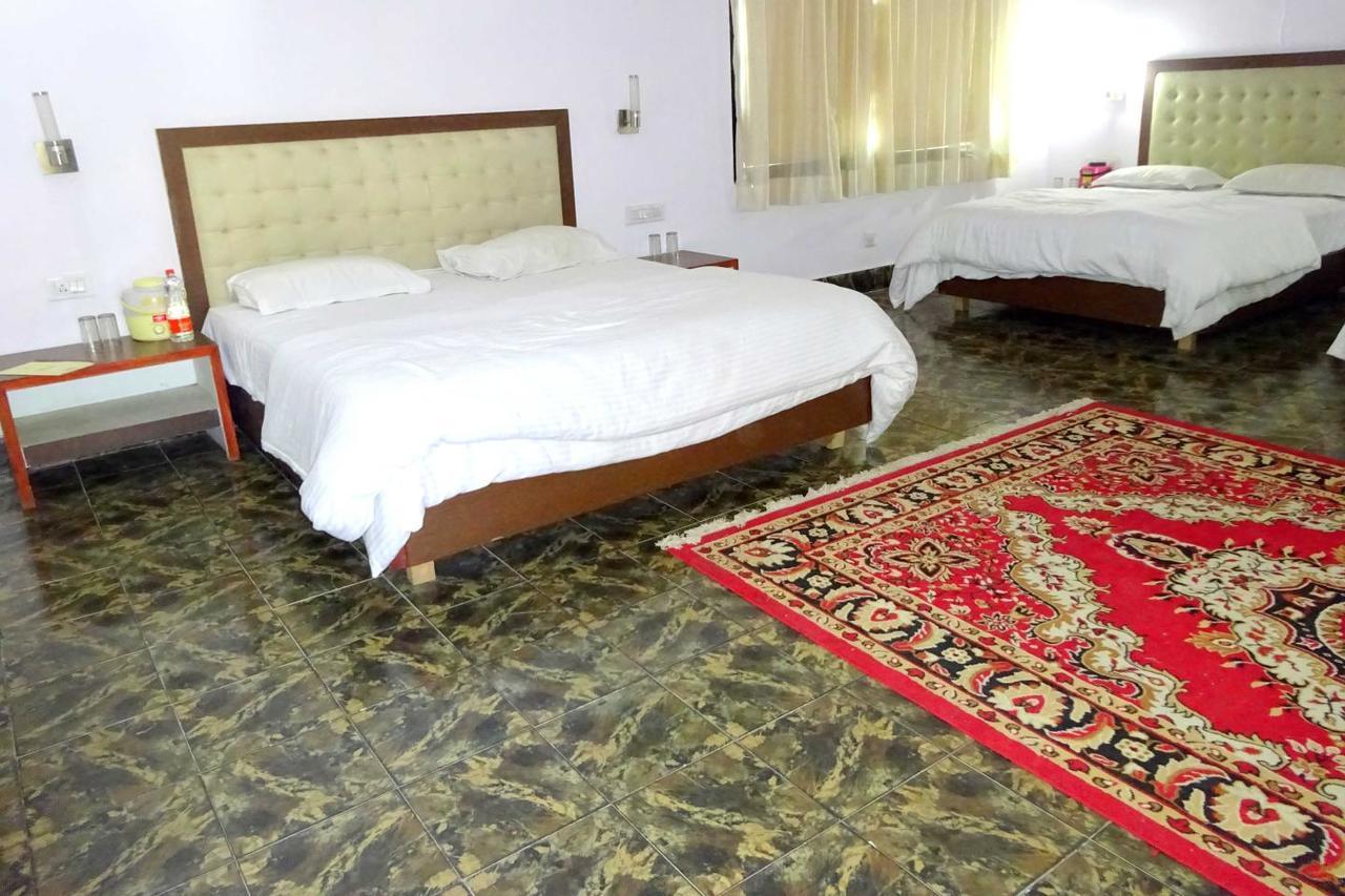 Hotel Utsav Nāthdwāra Buitenkant foto